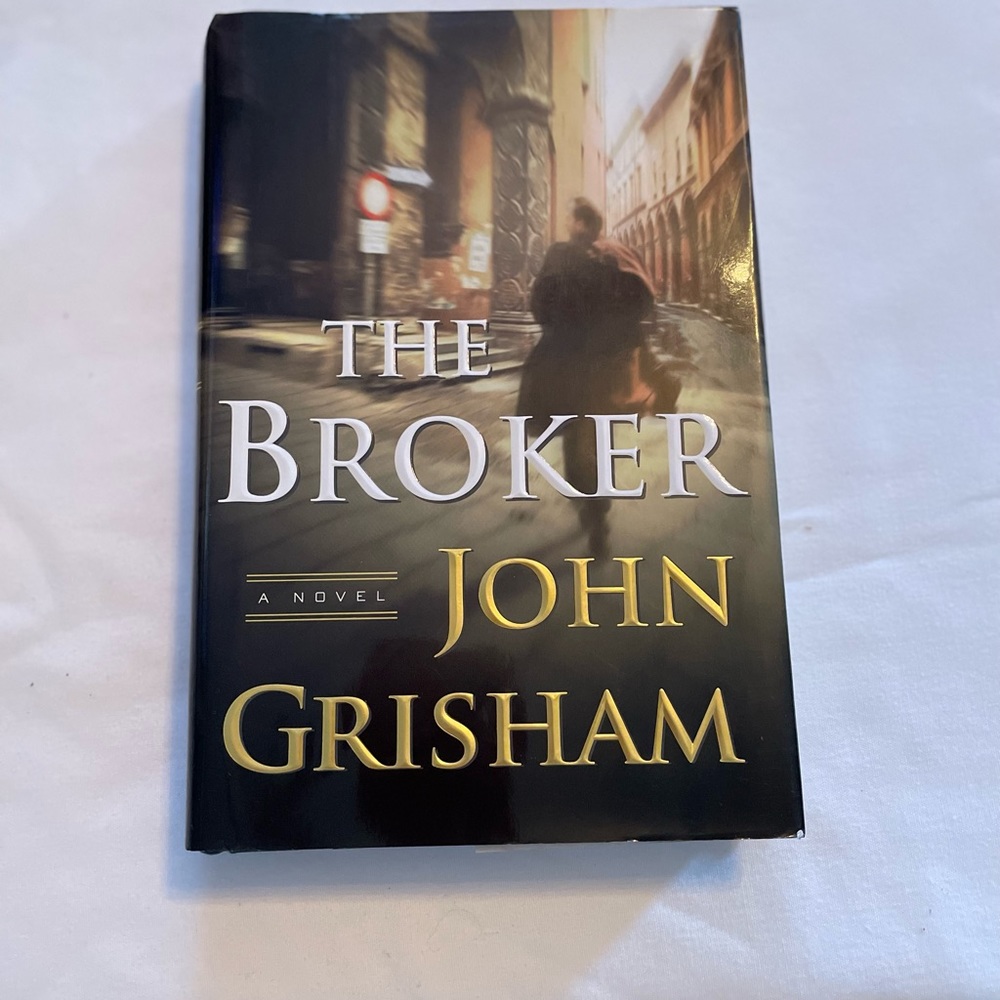 1st edition John Grisham The Broker February 2005 good condition